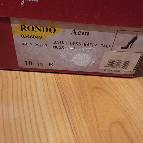 Ferragamo Rondo - Picture 5 of 5